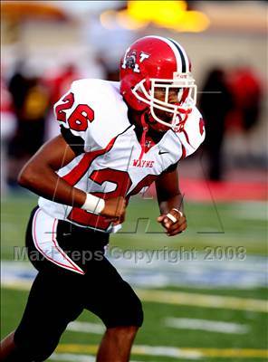 Thumbnail 2 in Lakota West vs. Wayne (Skyline Crosstown Showdown) photogallery.