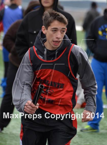 Thumbnail 3 in Questa Wildcats Relays photogallery.