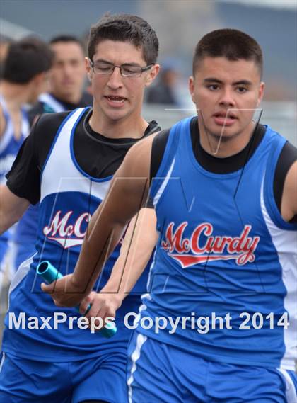 Thumbnail 2 in Questa Wildcats Relays photogallery.