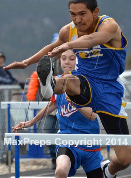 Thumbnail 2 in Questa Wildcats Relays photogallery.