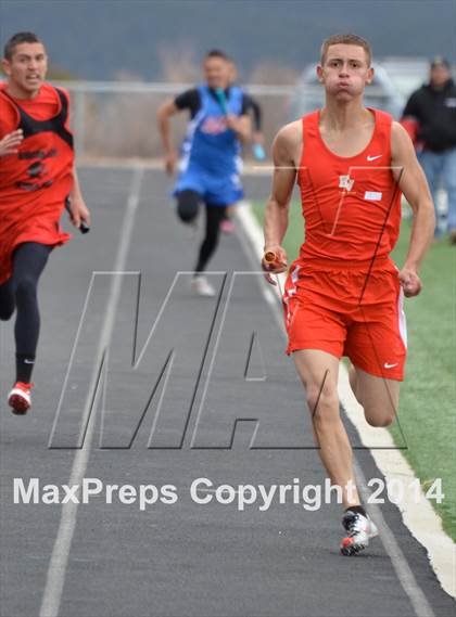 Thumbnail 1 in Questa Wildcats Relays photogallery.