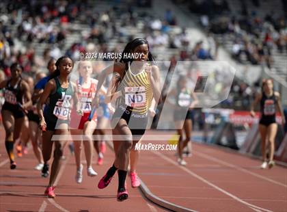 Thumbnail 3 in Penn Relays (4 X 400 Meter) photogallery.