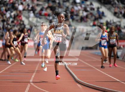 Thumbnail 1 in Penn Relays (4 X 400 Meter) photogallery.