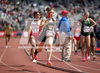 Thumbnail 3 in Penn Relays (4 X 400 Meter) photogallery.