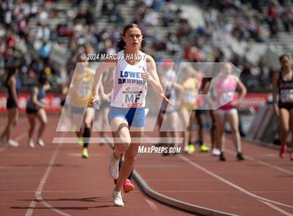 Thumbnail 2 in Penn Relays (4 X 400 Meter) photogallery.