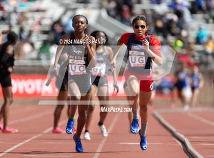 Thumbnail 3 in Penn Relays (4 X 400 Meter) photogallery.