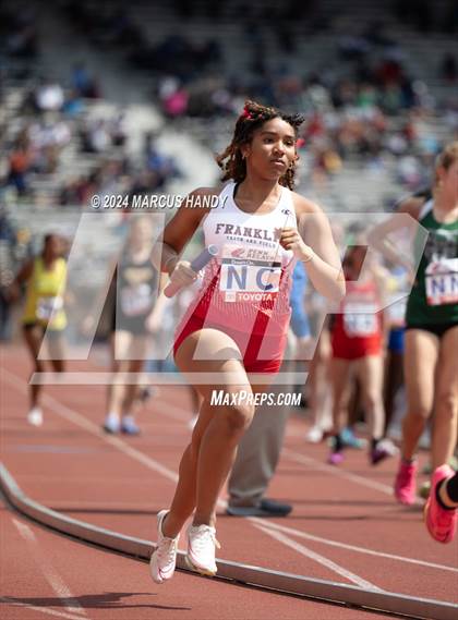 Thumbnail 3 in Penn Relays (4 X 400 Meter) photogallery.