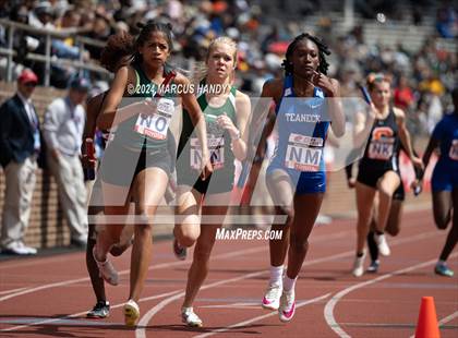 Thumbnail 3 in Penn Relays (4 X 400 Meter) photogallery.