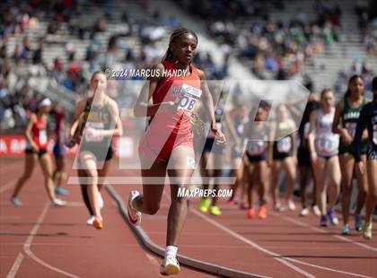 Thumbnail 3 in Penn Relays (4 X 400 Meter) photogallery.
