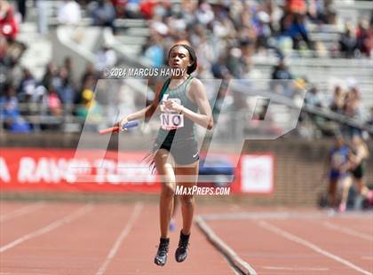 Thumbnail 1 in Penn Relays (4 X 400 Meter) photogallery.