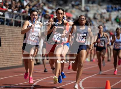 Thumbnail 3 in Penn Relays (4 X 400 Meter) photogallery.
