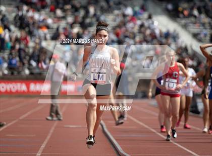 Thumbnail 3 in Penn Relays (4 X 400 Meter) photogallery.