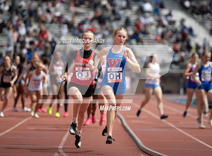 Thumbnail 3 in Penn Relays (4 X 400 Meter) photogallery.