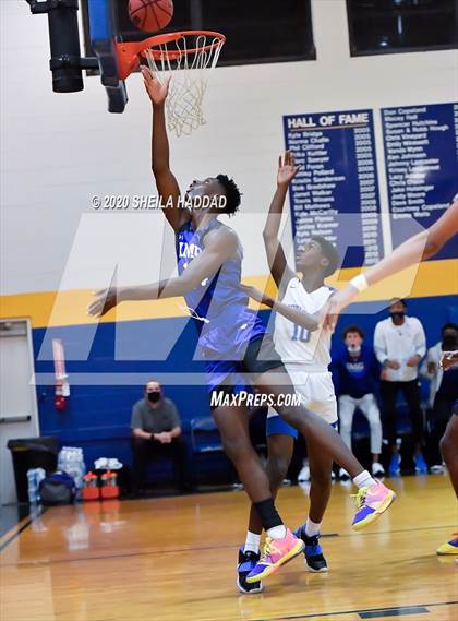 Thumbnail 3 in IMG Academy vs. Lee (Sunbash Prep Hoops) photogallery.