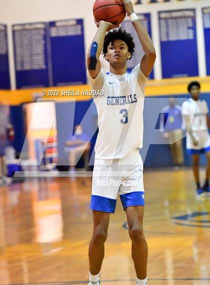 Thumbnail 3 in IMG Academy vs. Lee (Sunbash Prep Hoops) photogallery.