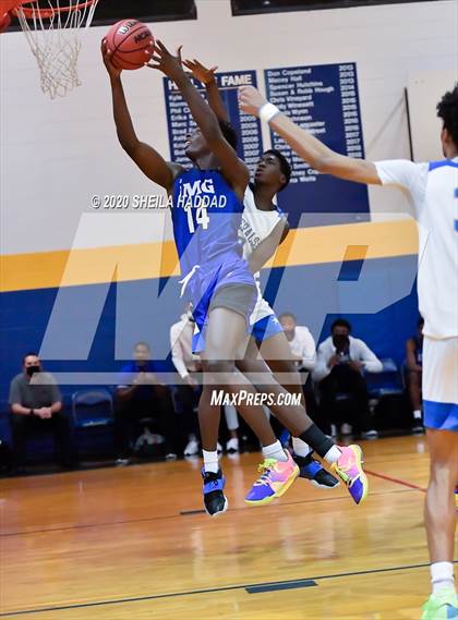 Thumbnail 1 in IMG Academy vs. Lee (Sunbash Prep Hoops) photogallery.