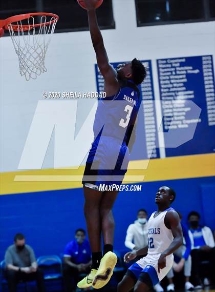 Thumbnail 1 in IMG Academy vs. Lee (Sunbash Prep Hoops) photogallery.