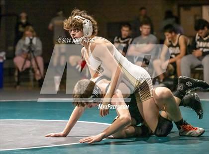Thumbnail 3 in Farmington vs Davis  photogallery.