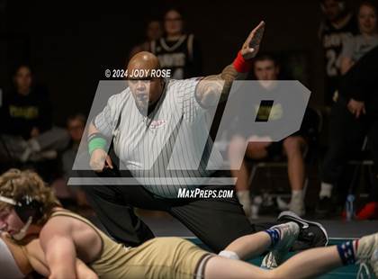 Thumbnail 3 in Farmington vs Davis  photogallery.