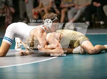 Thumbnail 2 in Farmington vs Davis  photogallery.