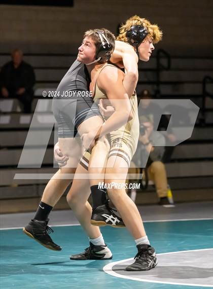 Thumbnail 3 in Farmington vs Davis  photogallery.