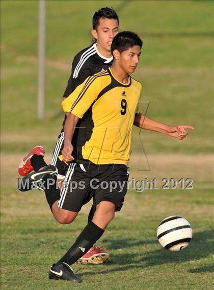 Thumbnail 3 in Villa Park vs Foothill photogallery.