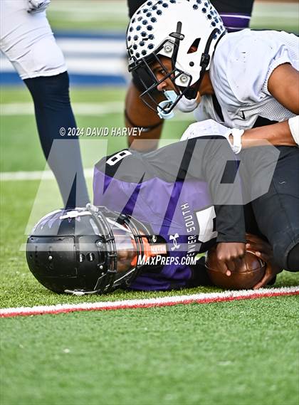 Thumbnail 3 in Northfield vs Denver South photogallery.
