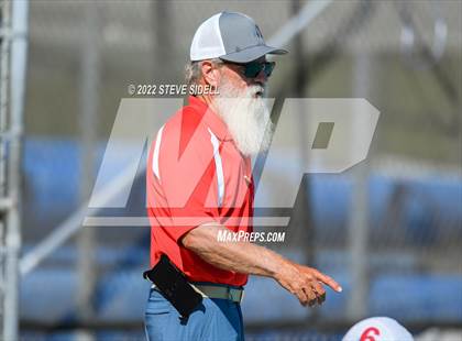 Thumbnail 2 in Fallbrook @ Clairemont photogallery.