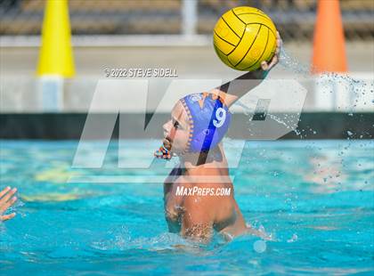 Thumbnail 2 in Fallbrook @ Clairemont photogallery.