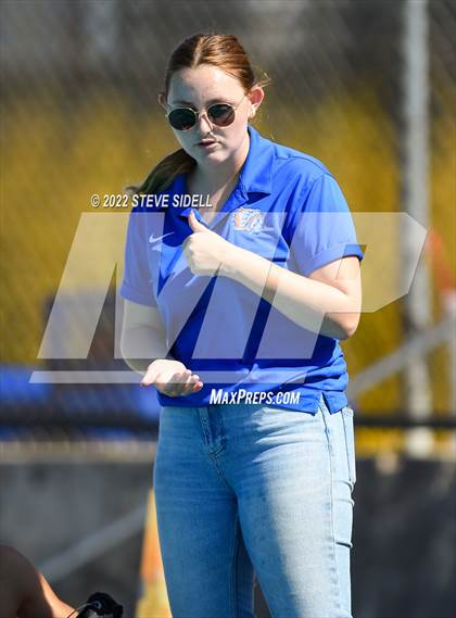 Thumbnail 3 in Fallbrook @ Clairemont photogallery.