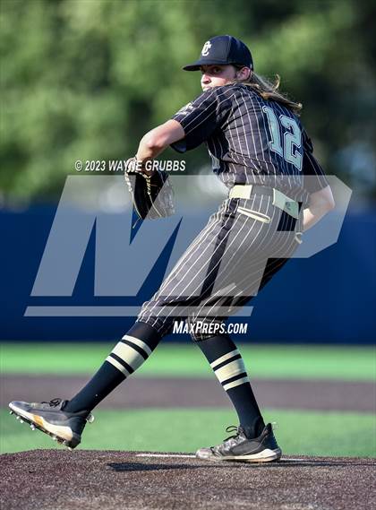 Thumbnail 1 in Ore City vs. Harleton (UIL 2A Area Playoff) photogallery.
