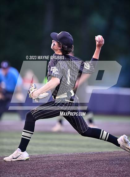 Thumbnail 2 in Ore City vs. Harleton (UIL 2A Area Playoff) photogallery.
