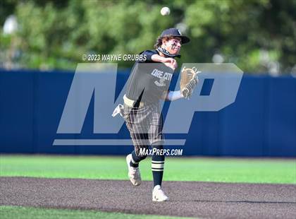Thumbnail 2 in Ore City vs. Harleton (UIL 2A Area Playoff) photogallery.