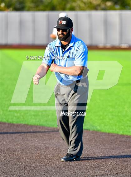 Thumbnail 1 in Ore City vs. Harleton (UIL 2A Area Playoff) photogallery.