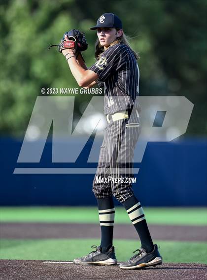 Thumbnail 2 in Ore City vs. Harleton (UIL 2A Area Playoff) photogallery.