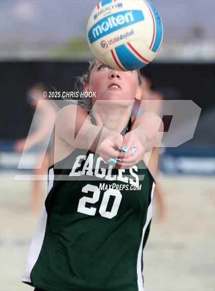 Thumbnail 2 in Ironwood Ridge vs Flagstaff (CatBox Classic Beach Invitational) photogallery.