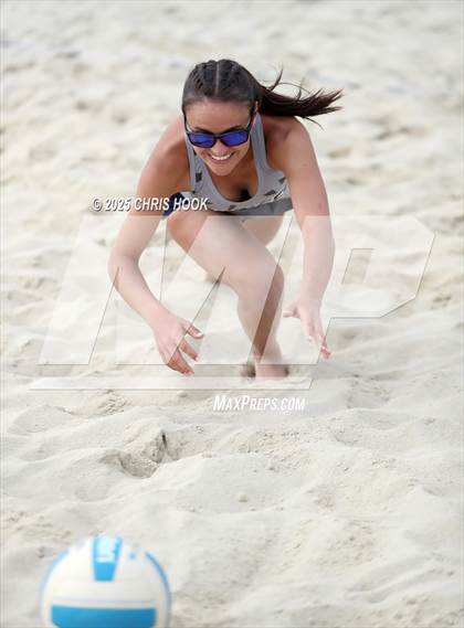 Thumbnail 2 in Ironwood Ridge vs Flagstaff (CatBox Classic Beach Invitational) photogallery.