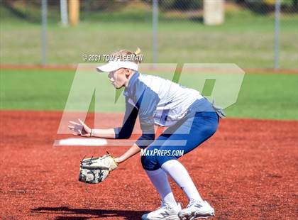 Thumbnail 2 in Olathe South @ Olathe West photogallery.