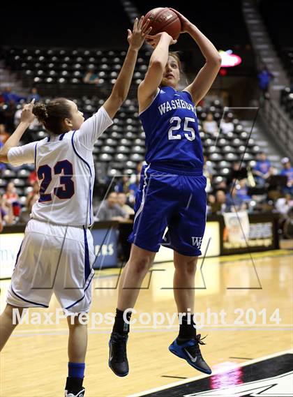 Thumbnail 2 in South vs. Washburn Rural (KSHSAA 6A Playoff) photogallery.