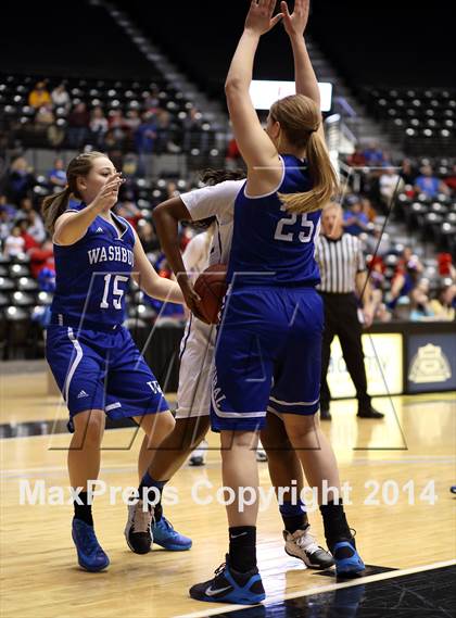 Thumbnail 2 in South vs. Washburn Rural (KSHSAA 6A Playoff) photogallery.