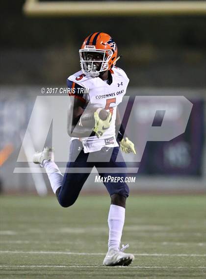 Thumbnail 3 in Pleasant Grove vs. Cosumnes Oaks photogallery.