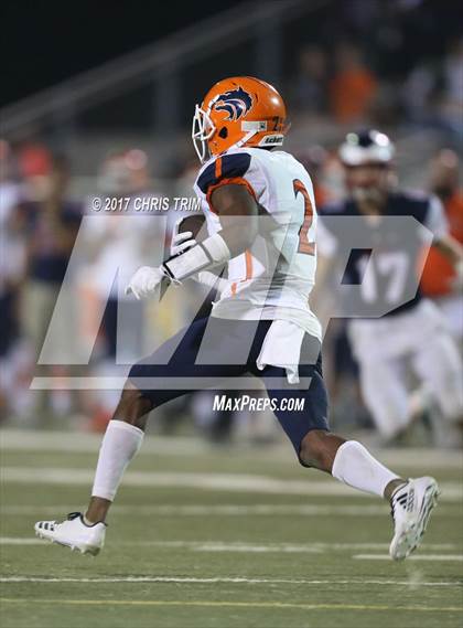 Thumbnail 2 in Pleasant Grove vs. Cosumnes Oaks photogallery.