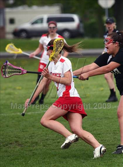 Thumbnail 3 in Niagara-Wheatfield @ Clarence photogallery.
