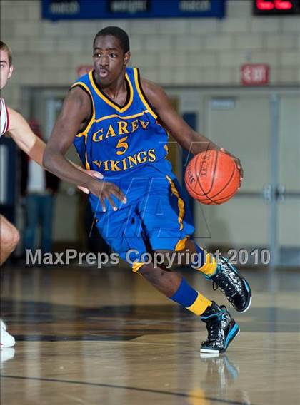 Thumbnail 3 in Garey vs. Glendora (MLK I Have A Dream Classic) photogallery.