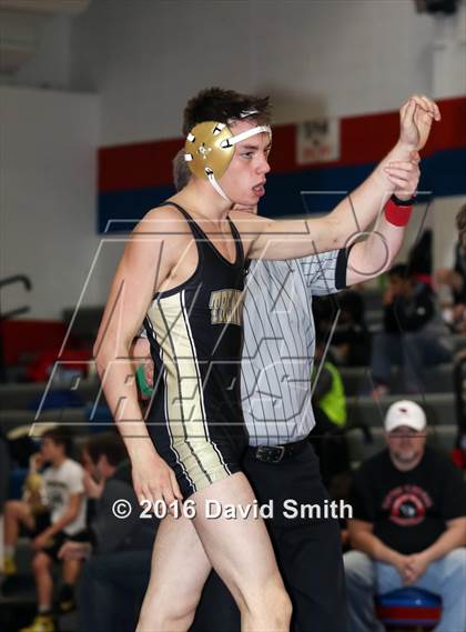 Thumbnail 1 in Tipton vs Trenton (Tom Hayes Dual Tournament) photogallery.