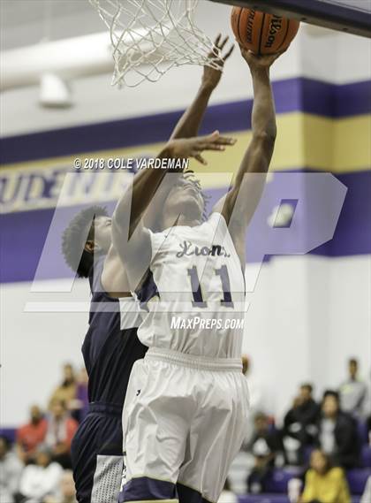 Thumbnail 1 in Grace Prep vs Richland (Spring Creek Holiday Invitational) photogallery.
