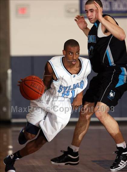 Thumbnail 1 in Sylmar vs Sheldon (Mission Prep Christmas Classic) photogallery.