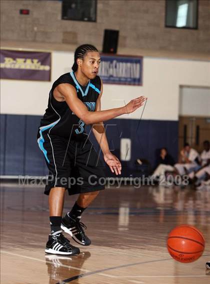 Thumbnail 3 in Sylmar vs Sheldon (Mission Prep Christmas Classic) photogallery.