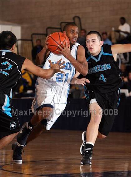 Thumbnail 3 in Sylmar vs Sheldon (Mission Prep Christmas Classic) photogallery.