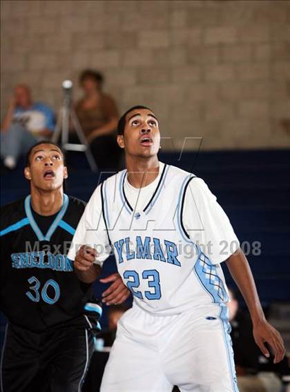 Thumbnail 3 in Sylmar vs Sheldon (Mission Prep Christmas Classic) photogallery.